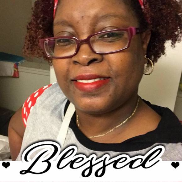 Meet your Posher, Jonelle - Picture 1 of 1